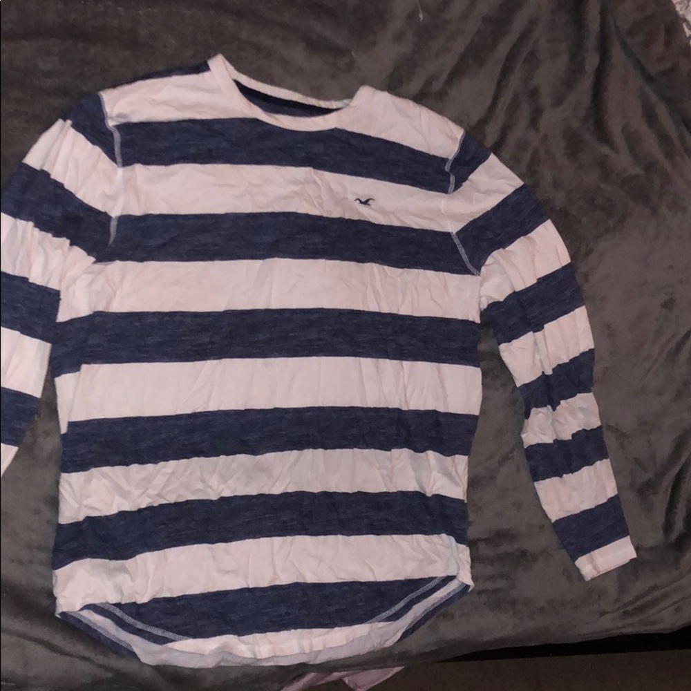 Men’s Blue and white hollister shirt